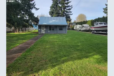 5717 NE Sumner St, Portland, OR 97218 - Photo 2