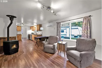 37727 Row River Rd, Dorena, OR 97434 - Photo 6