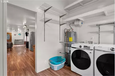 37727 Row River Rd, Dorena, OR 97434 - Photo 16