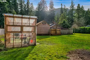 37727 Row River Rd, Dorena, OR 97434 - Photo 22