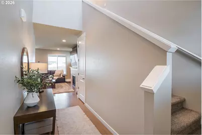 2451 W 9th Ave, Junction City, OR 97448 - Photo 4