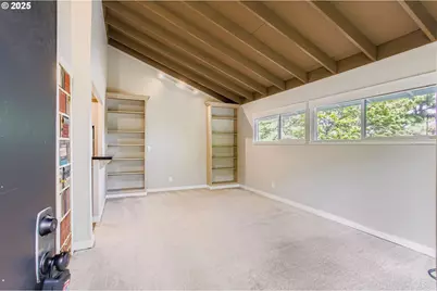 7514 SW Barnes Rd #A, Portland, OR 97225 - Photo 2