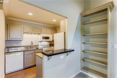 7514 SW Barnes Rd #A, Portland, OR 97225 - Photo 8