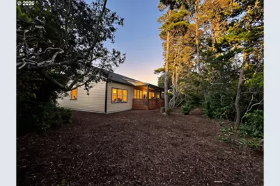 87932 Limpit Ln, Florence, OR 97439 - Photo 8