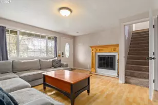 1310 W Quinalt St, Springfield, OR 97477 - Photo 8