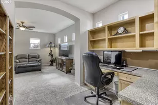 1817 NE 63rd Ave, Hillsboro, OR 97124 - Photo 20