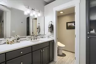 1817 NE 63rd Ave, Hillsboro, OR 97124 - Photo 16