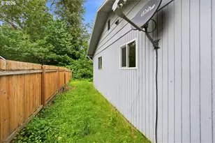 620 NE 69th Ave, Hillsboro, OR 97124 - Photo 30