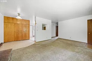 620 NE 69th Ave, Hillsboro, OR 97124 - Photo 6