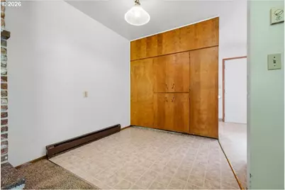 620 NE 69th Ave, Hillsboro, OR 97124 - Photo 8