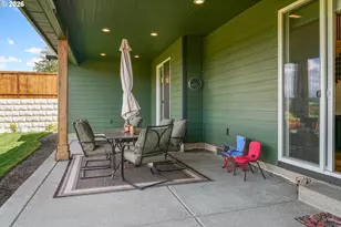 677 NW Crater Lk Dr, Dallas, OR 97338 - Photo 38