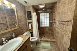 1646 Oak St, North Bend, OR 97459 - Photo 14