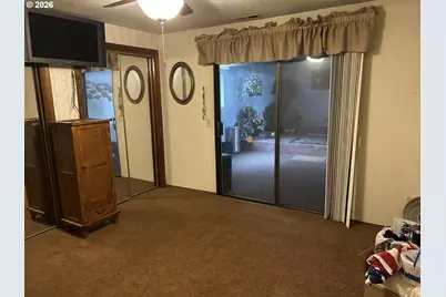 1646 Oak St, North Bend, OR 97459 - Photo 10