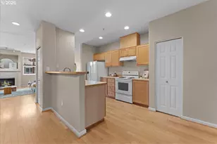 15210 SW Sparrow Loop, Beaverton, OR 97007 - Photo 4