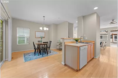 15210 SW Sparrow Loop #105, Beaverton, OR 97007 - Photo 18