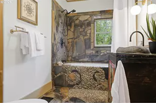 9889 NW Hoge Ave, Portland, OR 97231 - Photo 22