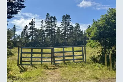 000 Robinhood Ave, Lakeside, OR 97449 - Photo 4
