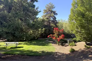 2462 Senate Way, Medford, OR 97504 - Photo 30