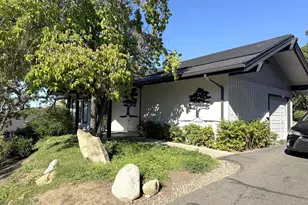 2462 Senate Way, Medford, OR 97504 - Photo 32