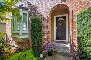 10272 NW Edgewood Dr, Portland, OR 97229 - Photo 2