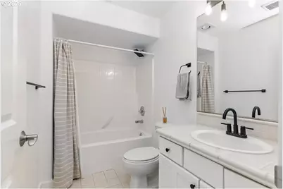 10272 NW Edgewood Dr, Portland, OR 97229 - Photo 28