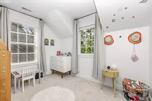 10272 NW Edgewood Dr, Portland, OR 97229 - Photo 18