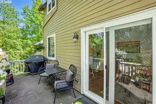 10272 NW Edgewood Dr, Portland, OR 97229 - Photo 12