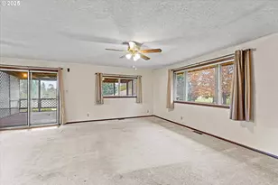 15690 S Carus Rd, Oregon City, OR 97045 - Photo 4