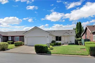 5276 Olympic Cir, Eugene, OR 97402 - Photo 6