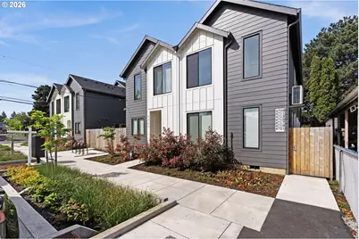 4719 NE 107th Ave #10, Portland, OR 97220 - Photo 2