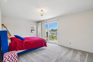 520 N Hayden Bay Dr, Portland, OR 97217 - Photo 14