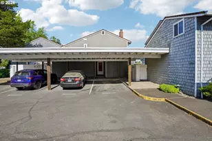 520 N Hayden Bay Dr, Portland, OR 97217 - Photo 28