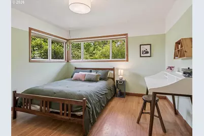 7270 SW Nevada Ter, Portland, OR 97219 - Photo 18
