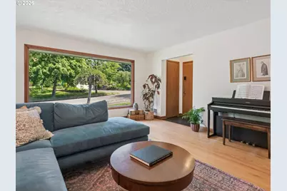 7270 SW Nevada Ter, Portland, OR 97219 - Photo 2
