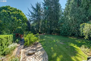 7170 SE 122nd Ave, Portland, OR 97236 - Photo 32