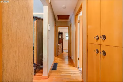 7170 SE 122nd Ave, Portland, OR 97236 - Photo 18