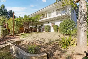 842 NW Kingwood Dr, Salem, OR 97304 - Photo 36