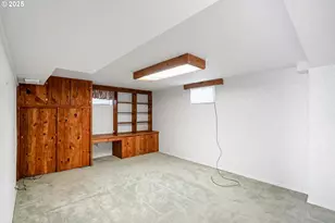 842 NW Kingwood Dr, Salem, OR 97304 - Photo 24