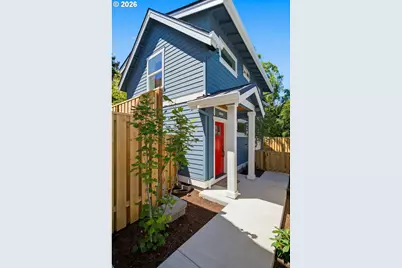 3395 SE 43rd Ave #B, Portland, OR 97202 - Photo 1