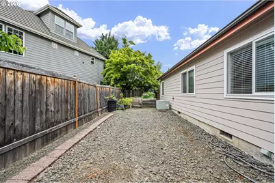 2101 Kingfisher Way, Eugene, OR 97401 - Photo 42