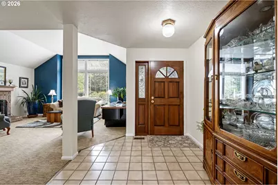 2101 Kingfisher Way, Eugene, OR 97401 - Photo 4