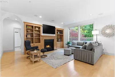 1645 SW Joshua St, Portland, OR 97219 - Photo 12