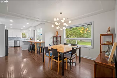 8460 SW Fairway Dr, Portland, OR 97225 - Photo 10