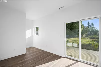 570 Holmes Ln, Oregon City, OR 97045 - Photo 12