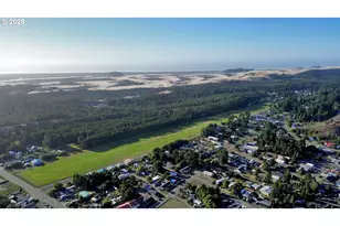 185 N 3rd St, Lakeside, OR 97449 - Photo 38