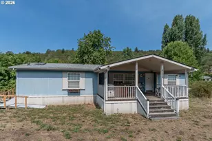 14190 N Umpqua Hwy, Roseburg, OR 97470 - Photo 24