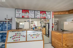14190 N Umpqua Hwy, Roseburg, OR 97470 - Photo 12