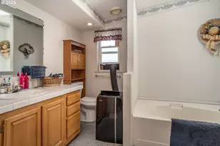 14190 N Umpqua Hwy, Roseburg, OR 97470 - Photo 38