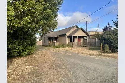 1957 Myrtle St, North Bend, OR 97459 - Photo 1