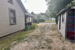 1957 Myrtle St, North Bend, OR 97459 - Photo 4